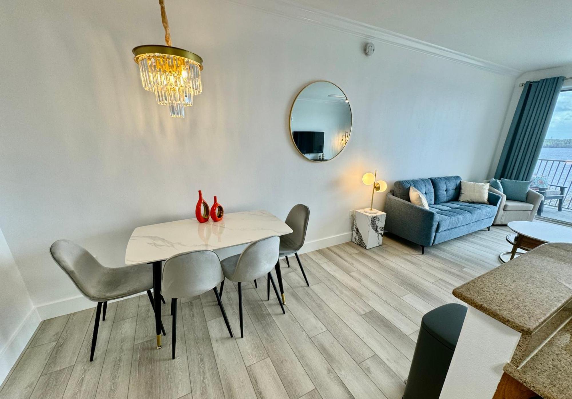 Balcony King Suite - Lake & Pool View Orlando Ngoại thất bức ảnh