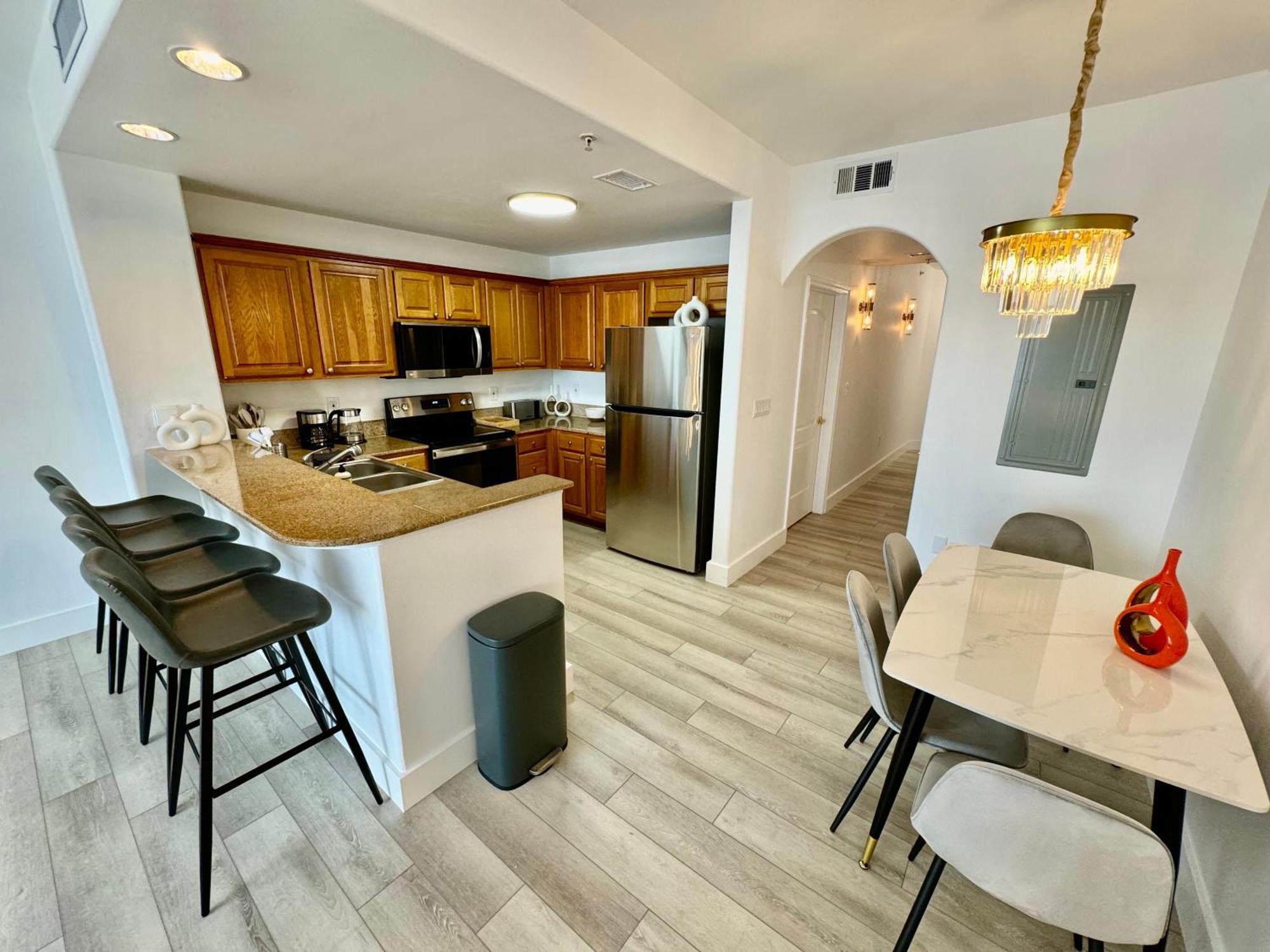 Balcony King Suite - Lake & Pool View Orlando Ngoại thất bức ảnh