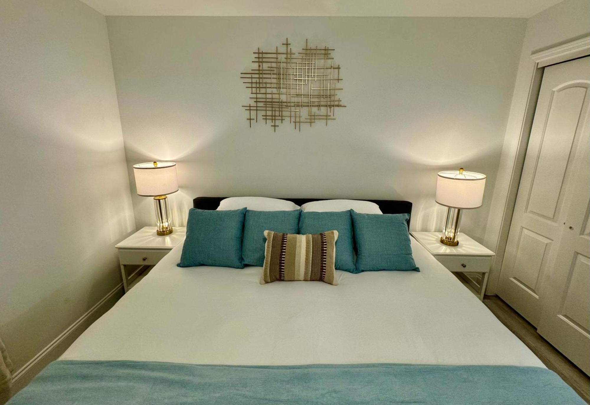 Balcony King Suite - Lake & Pool View Orlando Ngoại thất bức ảnh